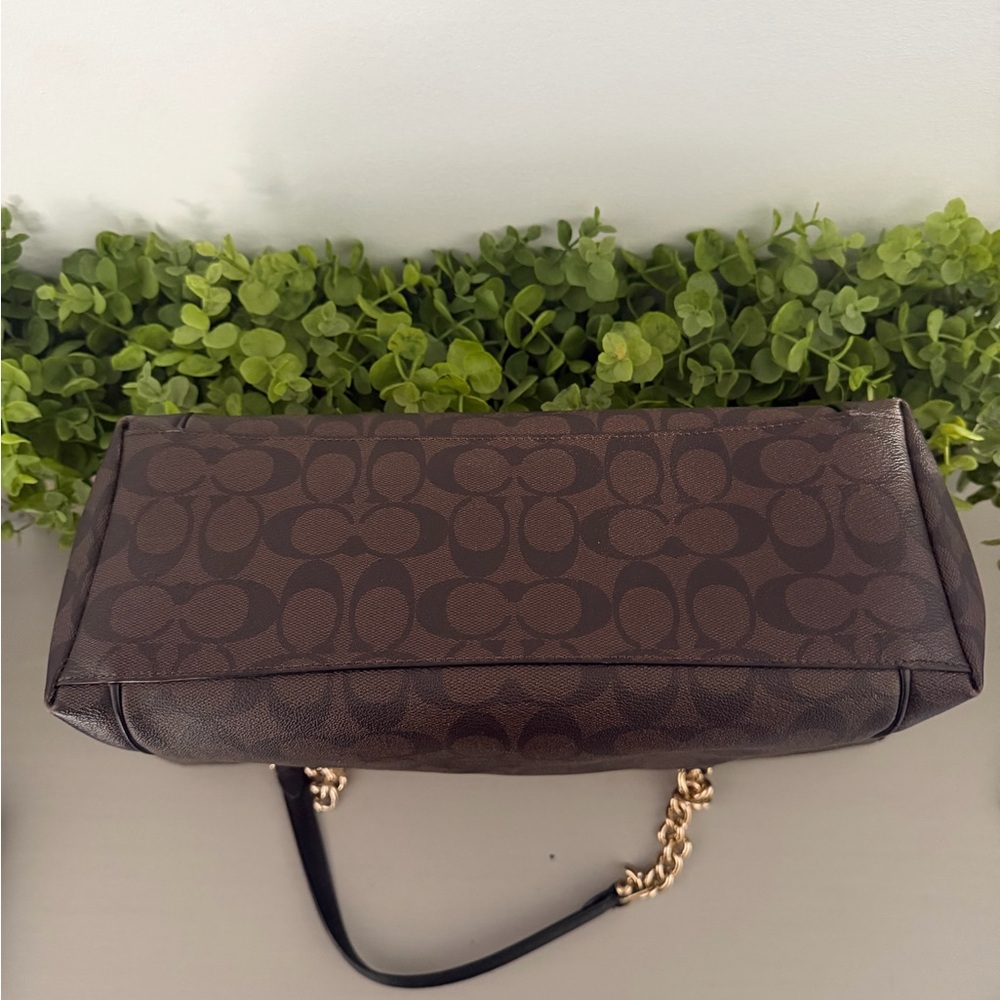 Coach Tote Bag - Picture 4 of 15